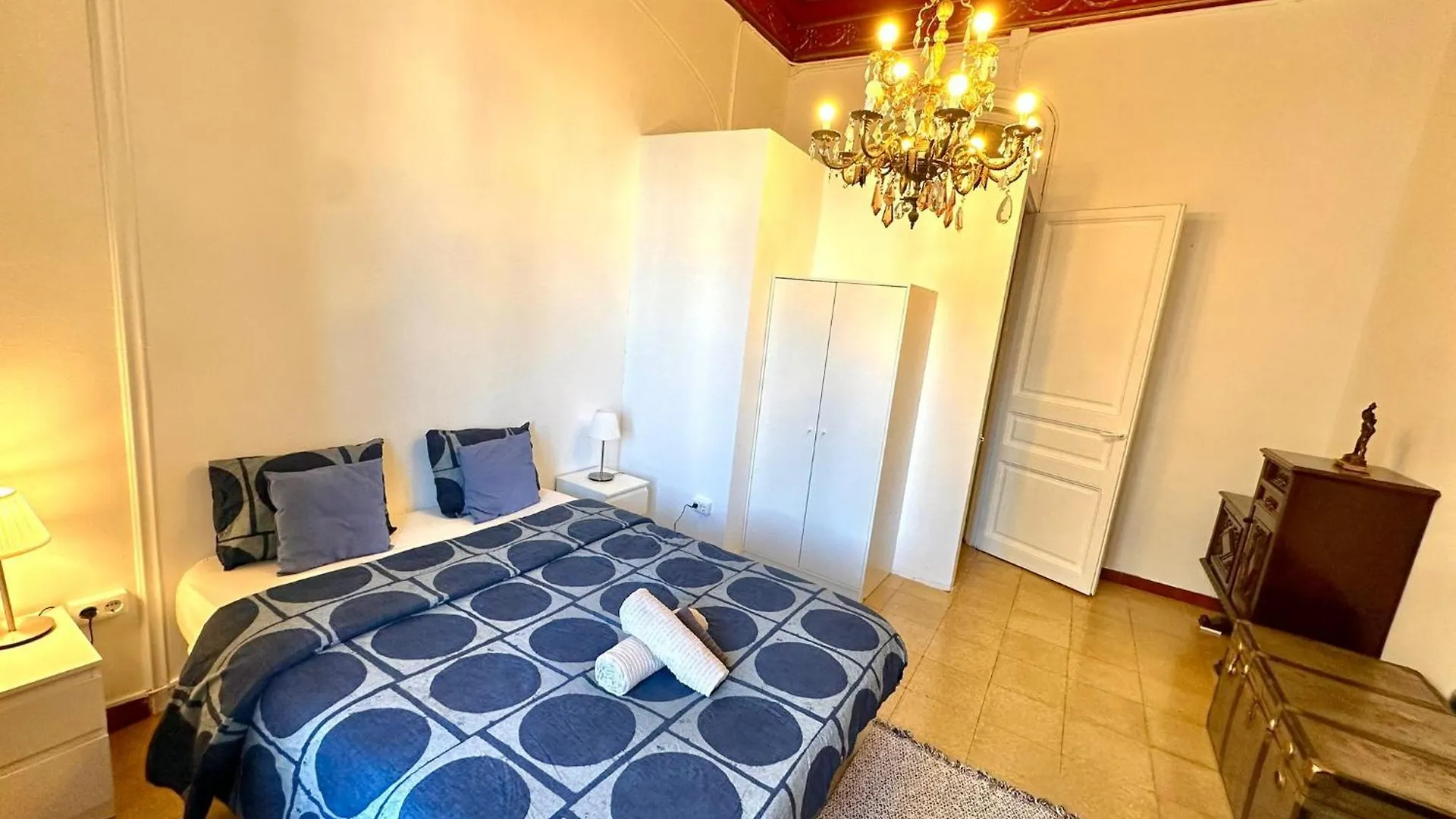 Barcelona Central Apartments ספרד