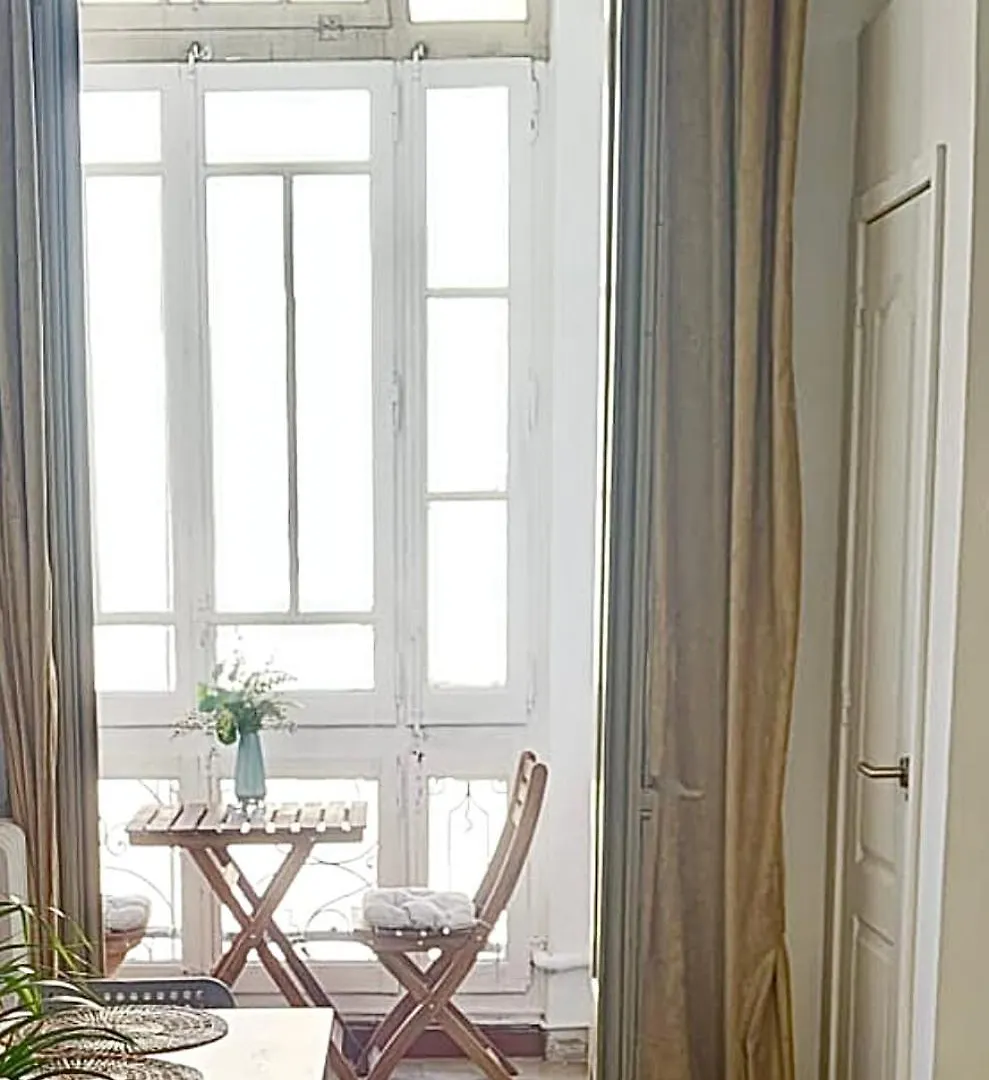 Barcelona Central Apartments