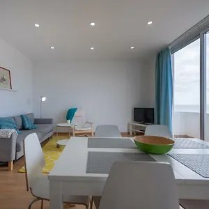 https://vista-playa-y-mar.in-canary-islands.com