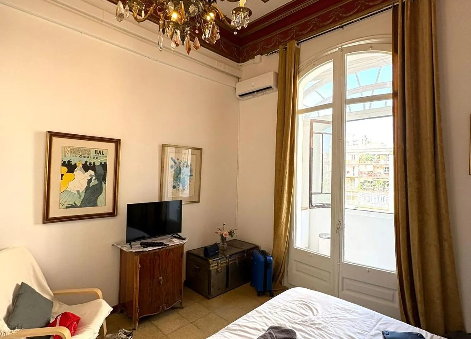 Barcelona Central Apartments